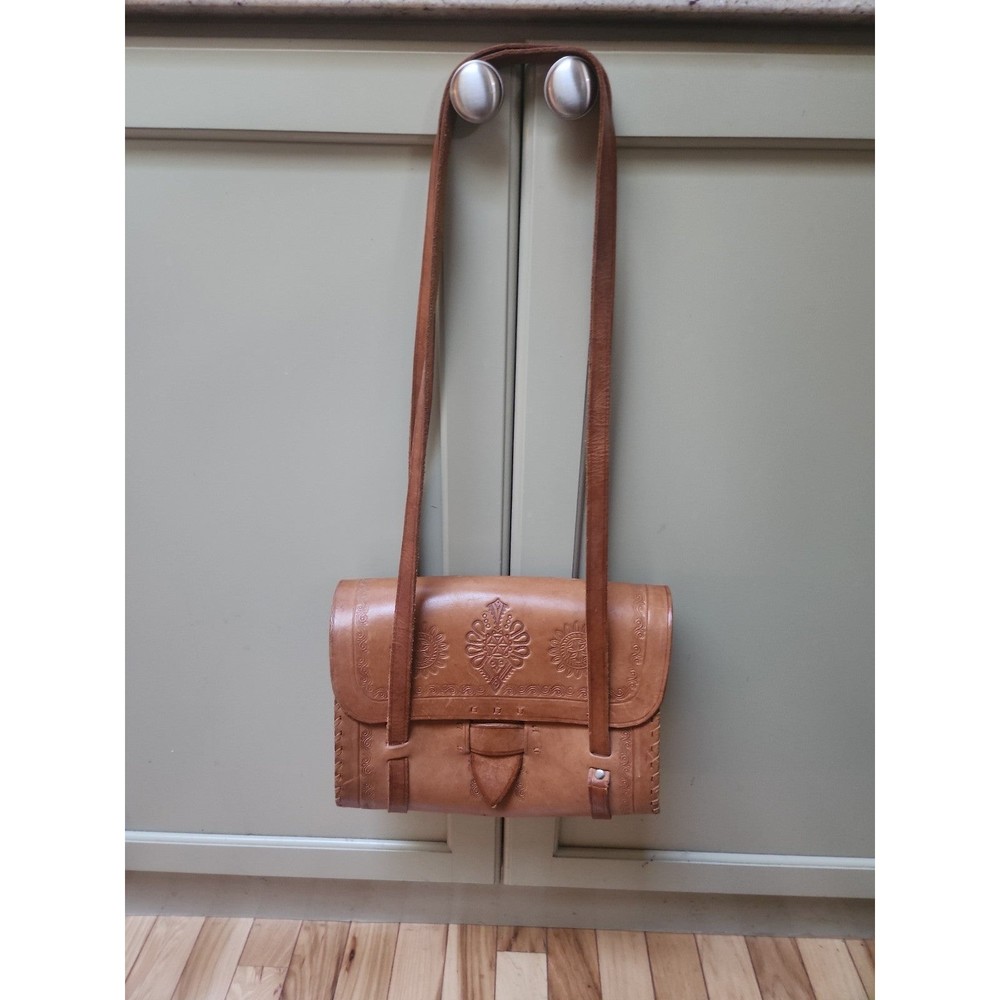 Vintage leather bag